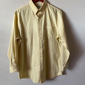 L.L. Bean Mens Button Up Traditional Fit Medium
